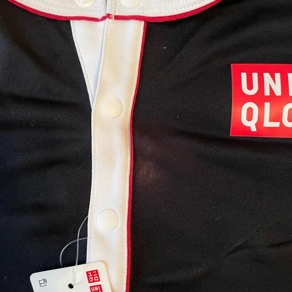 COPY - Uniqlo roger Federer US open shirt - Picture 3 of 4